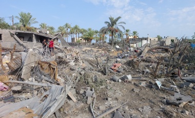 Days 4-5: Israel destroys entire residential neighborhoods and intensifies mass killings of Palestinians in Gaza