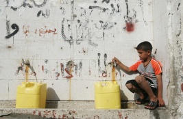 منظمات حقوقية فلسطينية وإقليمية تقدم شكوى مشتركة وعاجلة إلى الإجراءات الخاصة للأمم المتحدة بشأن تصاعد أزمة المياه والصرف الصحي في قطاع غزة